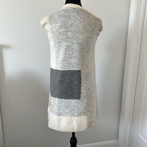 Ladies Long Sleeve Cardigan - Picture 3 of 6